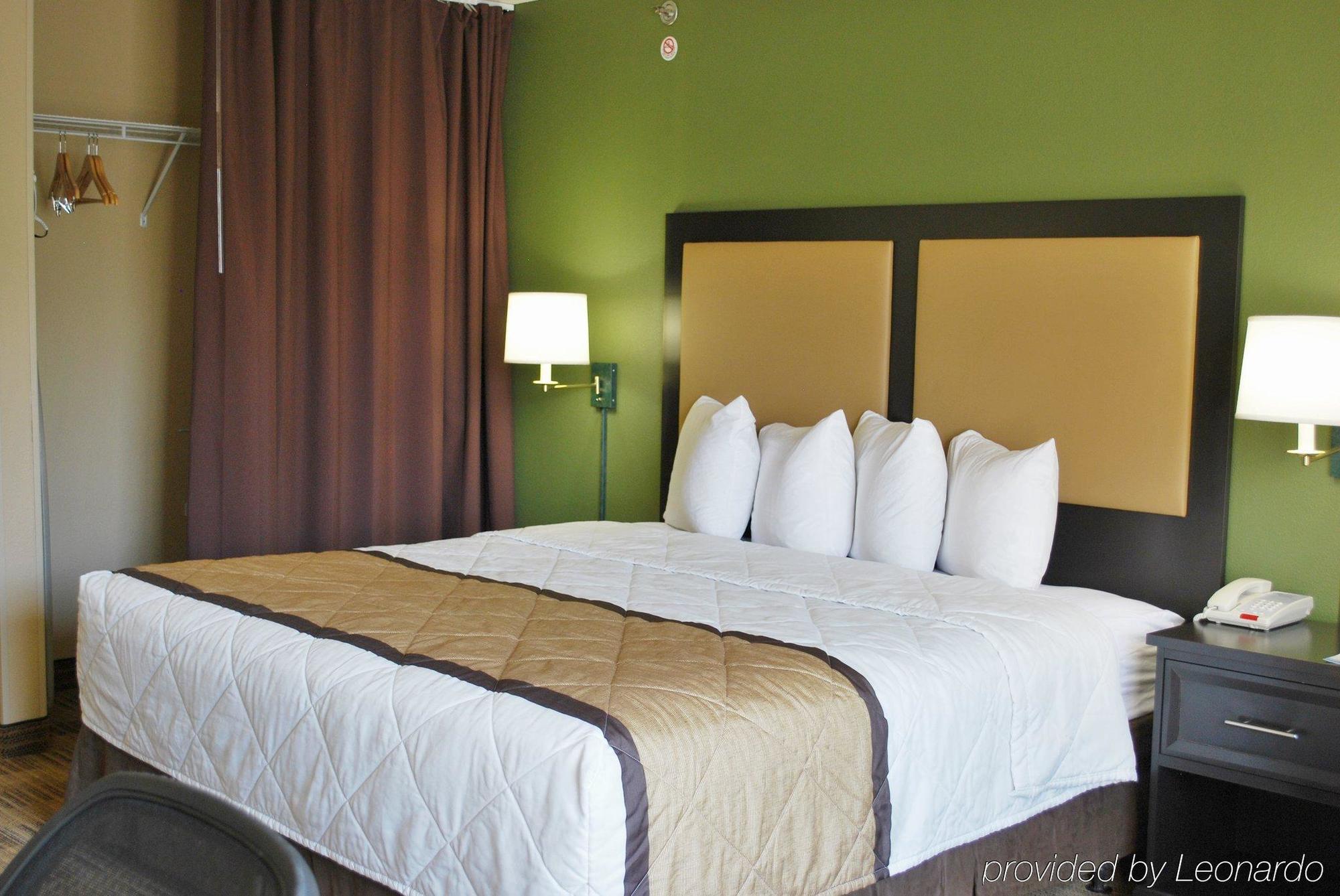 เอ็กซ์เทนด์ สเตย์ อเมริกา นอร์ท ออเรนจ์เพลซ Hotel Orange ภายนอก รูปภาพ